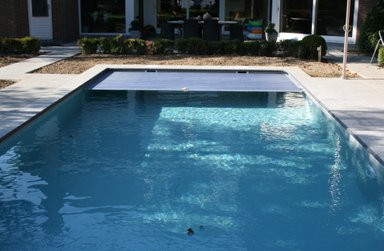 Zwembadrolluik solar